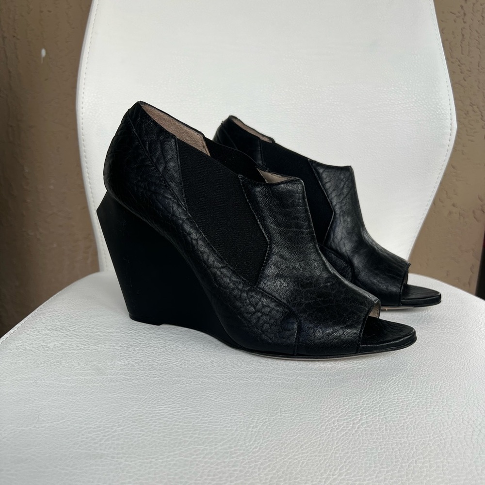 Calvin Klein Collection 8.5 High Wedge Heels Leather